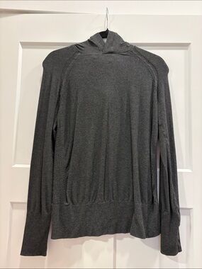 Fabletics Charcoal Gray Turtleneck Lightweight Pullover
